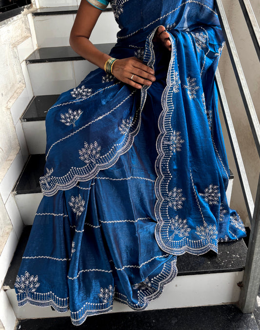 Presents Heavy Bollywood Party & Traditional Wear for Women